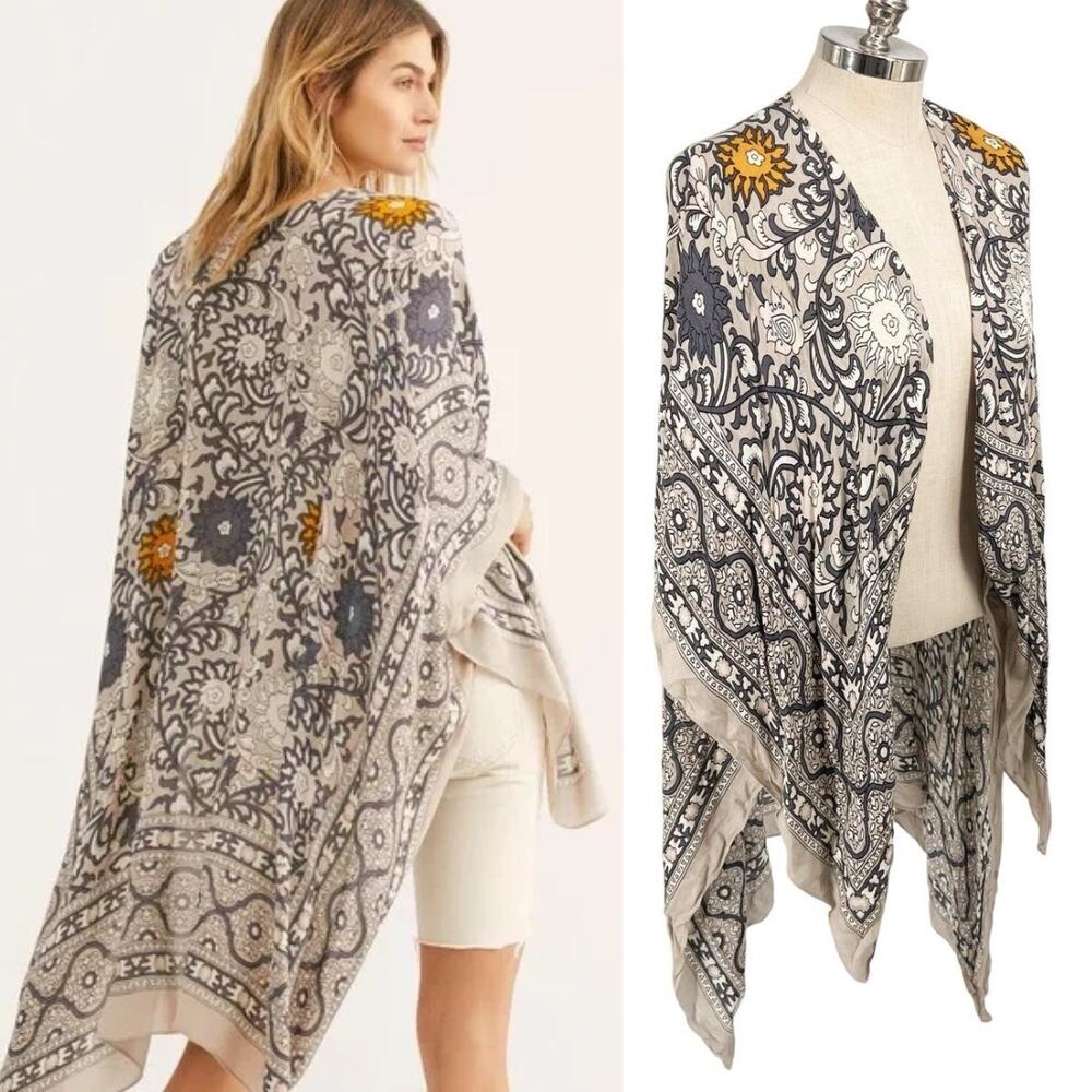 Free People All Tous Magic Dance Border Print Kimono